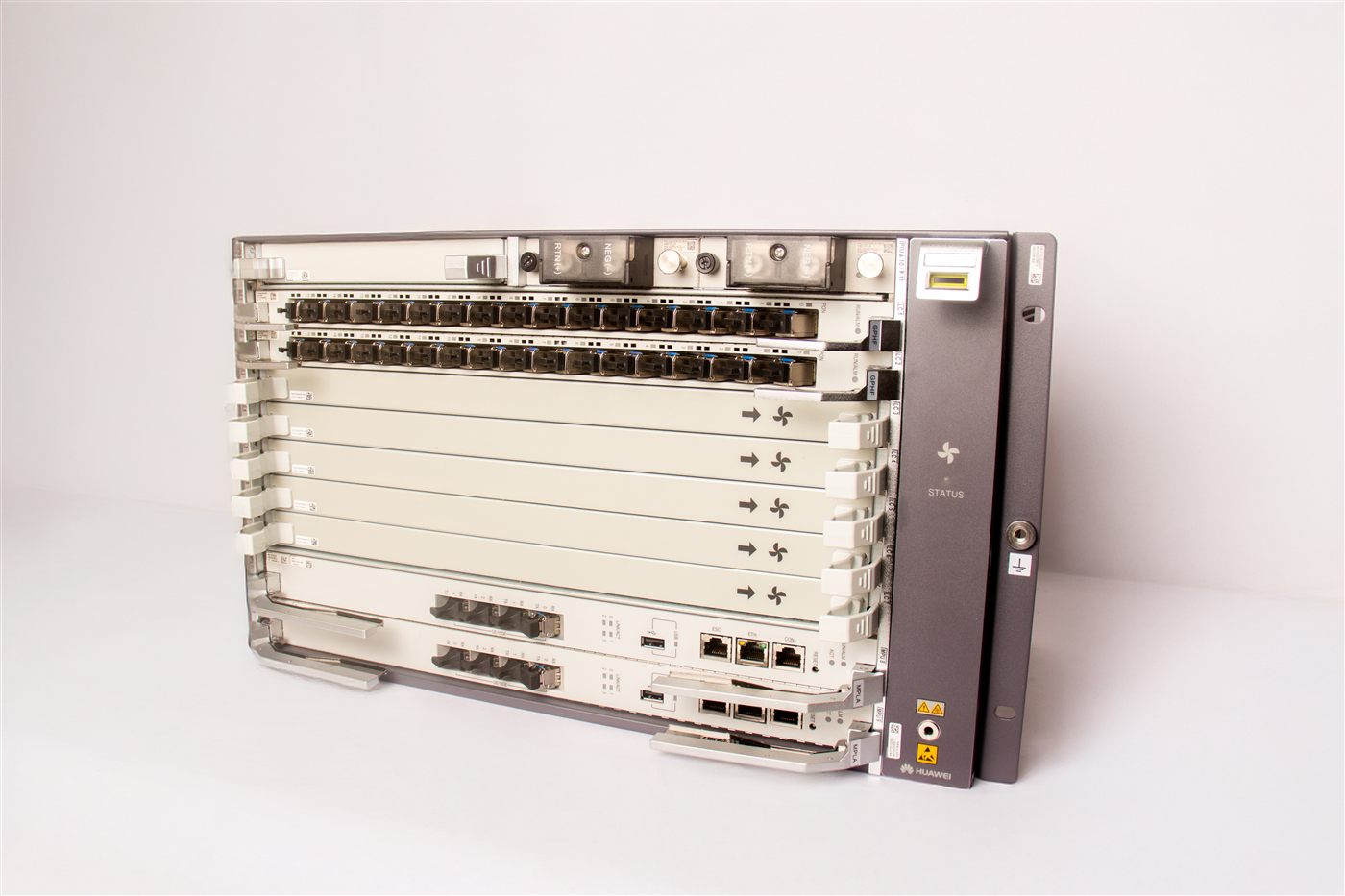 OLT Huawei SmartAX MA5800-X7 2 GPHF 32 Puertos