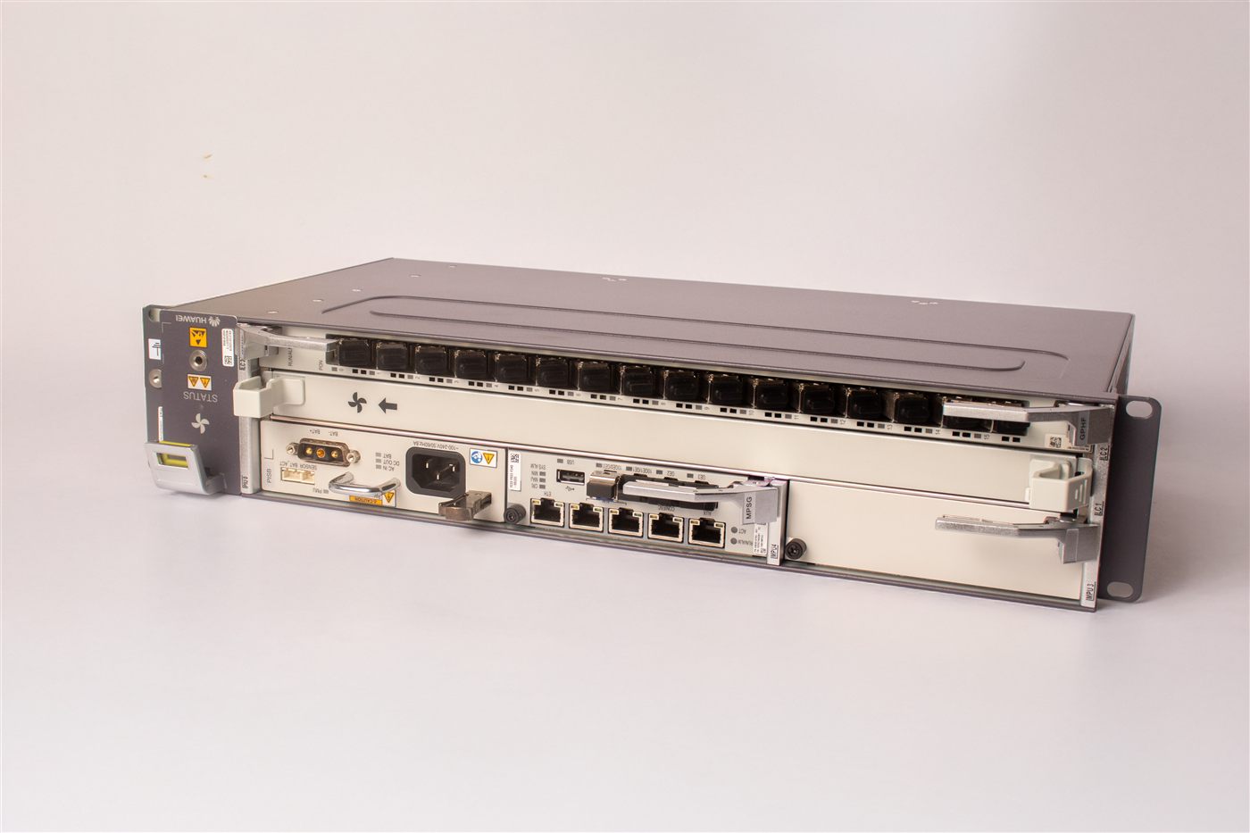 OLT Huawei SmartAX MA5800-X2 MPSG 1 GPHF 16 Puertos